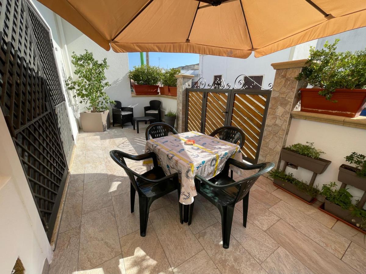 Appartamento low cost nel cuore del Salento Racale Esterno foto